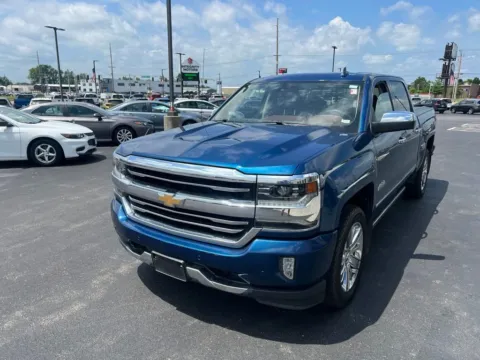 Photos of 2018 Chevrolet Silverado 1500 High Country for sale in Evansville, IN at Integrity Motors Group