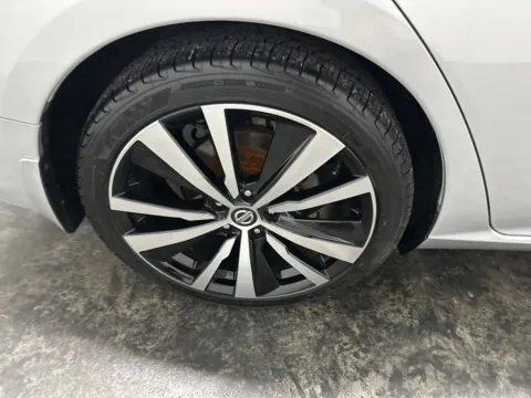 More photos of 2019 Nissan Altima 2.5 SR at Integrity Motors Group, IN