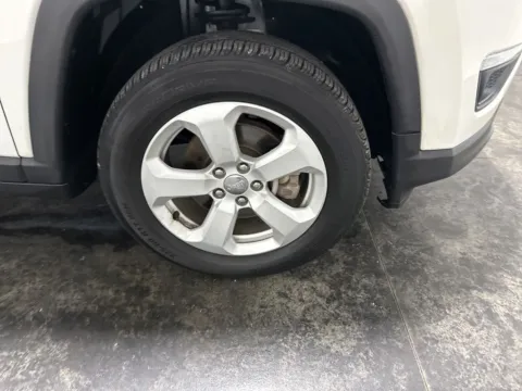 More photos of 2020 Jeep Compass Latitude at Integrity Motors Group, IN