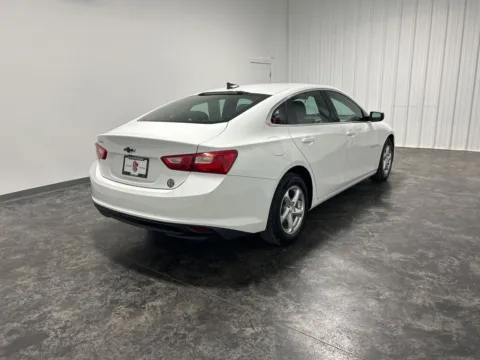 More photos of 2018 Chevrolet Malibu LS at Integrity Motors Group, IN