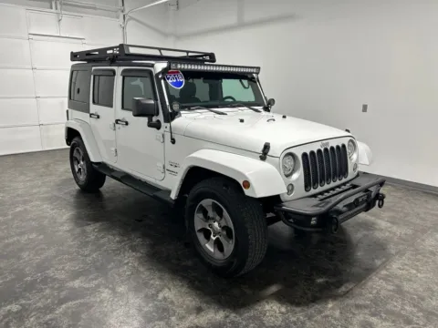 More photos of 2018 Jeep Wrangler JK Unlimited Sahara at Integrity Motors Group, IN