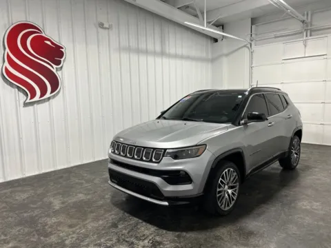 Silver 2022 Jeep Compass Limited for sale in Evansville, IN