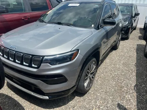 Silver 2022 Jeep Compass Limited for sale in Evansville, IN