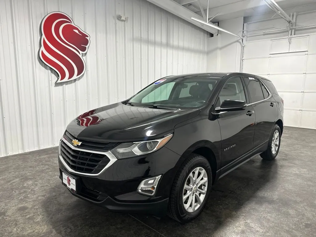 Black 2019 Chevrolet Equinox LT for sale in Evansville, IN
