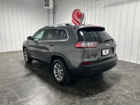 Photos of 2019 Jeep Cherokee Latitude Plus for sale in Evansville, IN at Integrity Motors Group