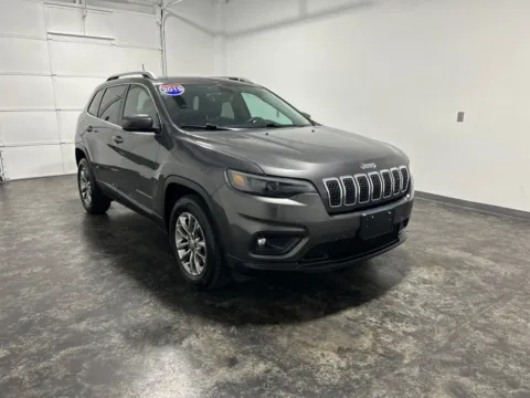 More photos of 2019 Jeep Cherokee Latitude Plus at Integrity Motors Group, IN
