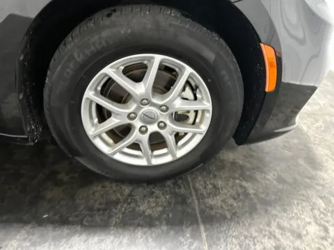 More photos of 2023 Chrysler Pacifica Touring L at Integrity Motors Group, IN