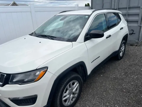 More photos of 2021 Jeep Compass Sport at Integrity Motors Group, IN