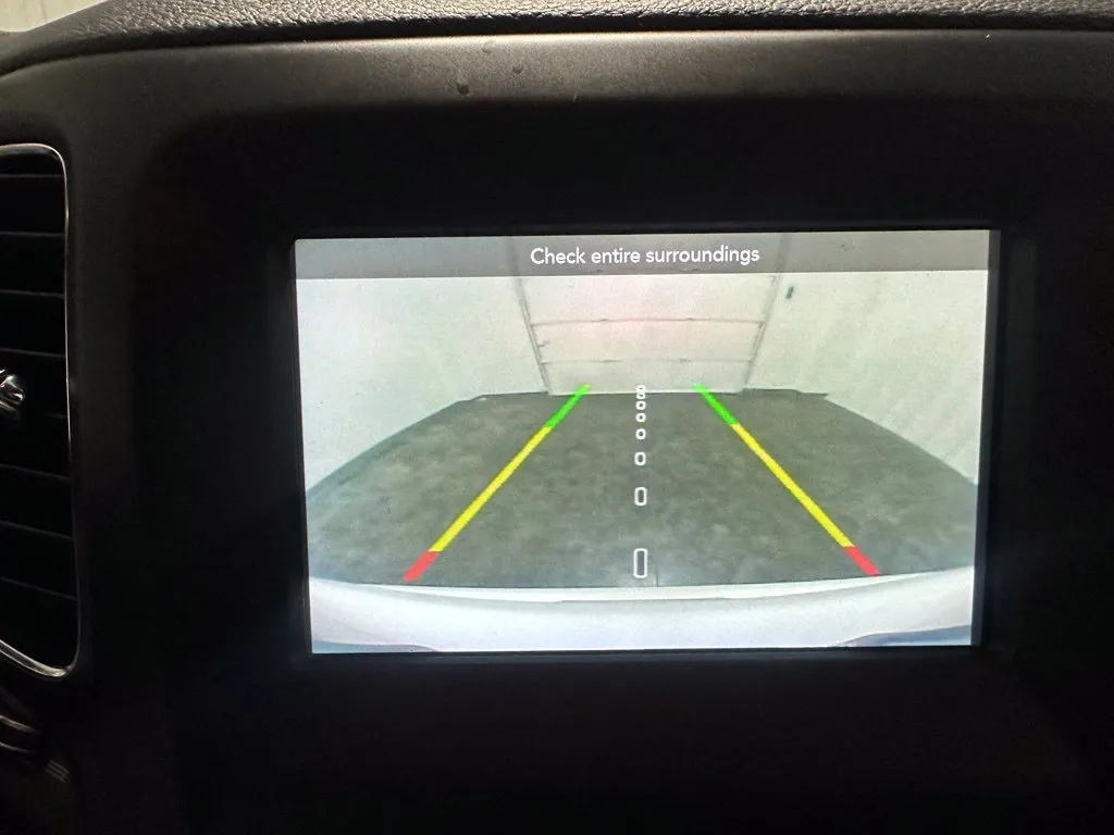 Jeep Compass photo 17