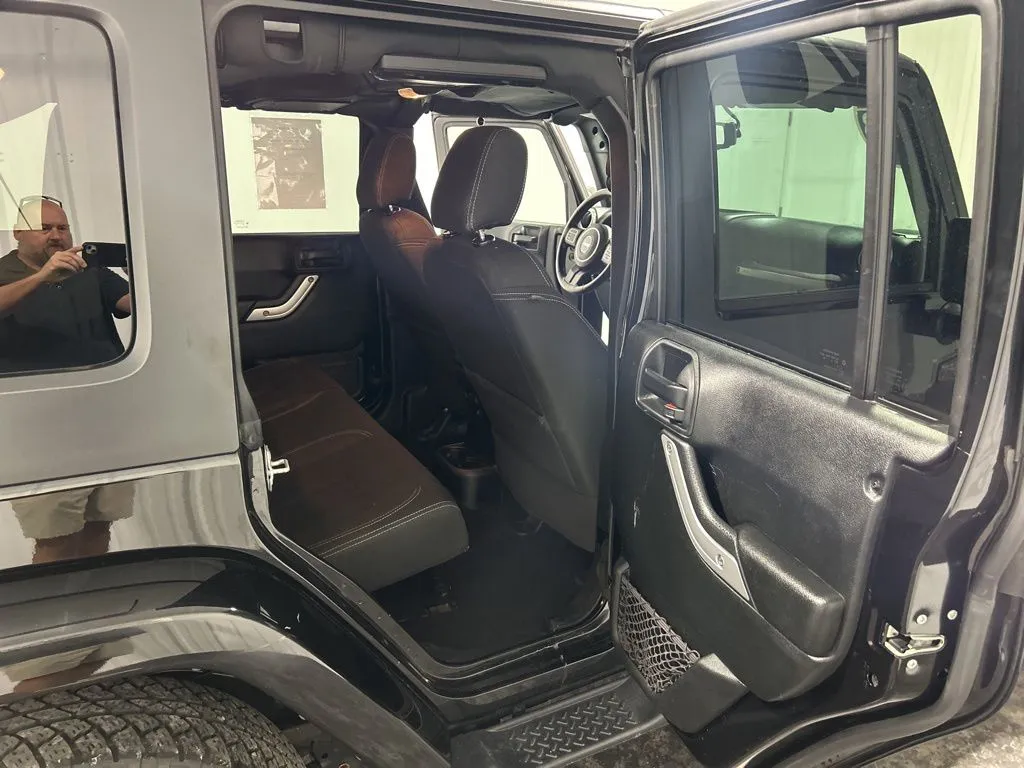 Jeep Wrangler JK photo 12
