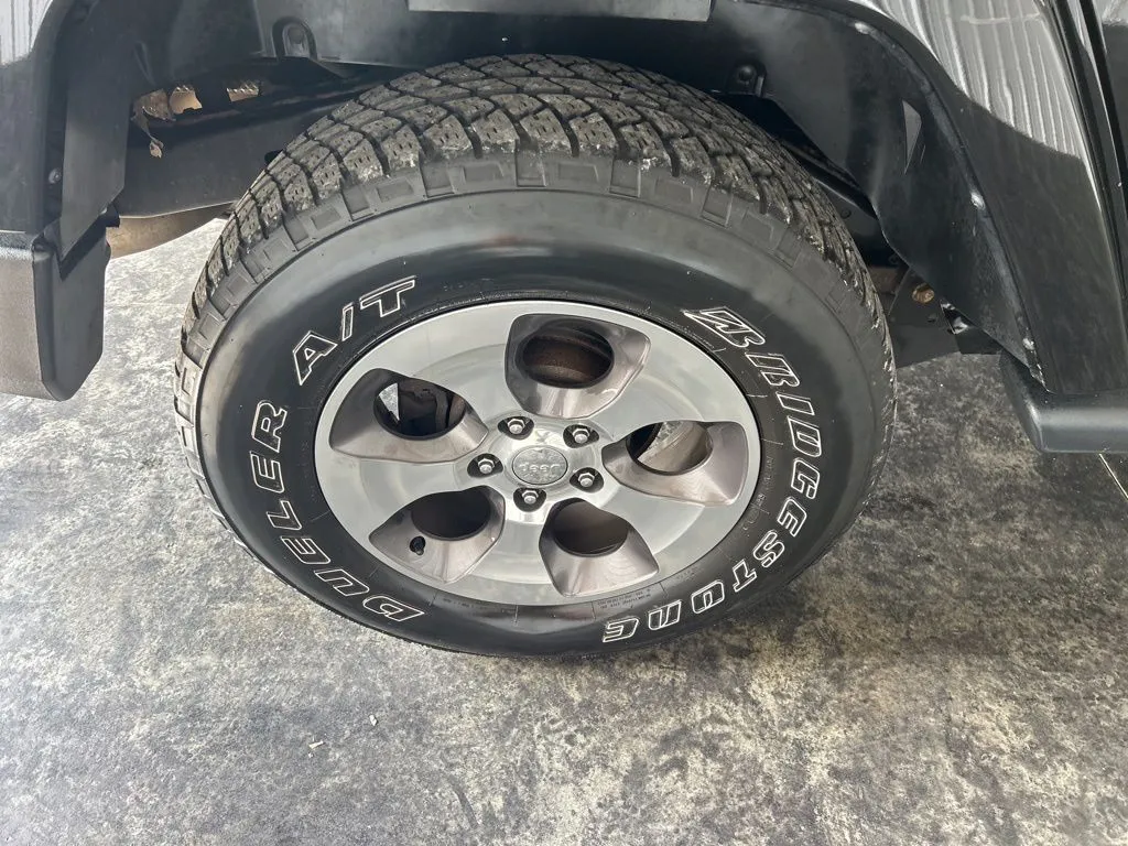 Jeep Wrangler JK photo 20