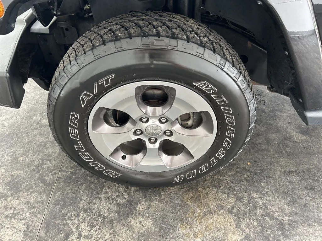 Jeep Wrangler JK photo 18