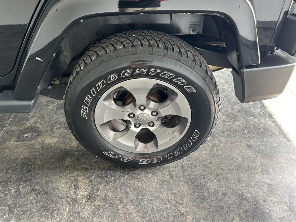 Jeep Wrangler JK photo 19