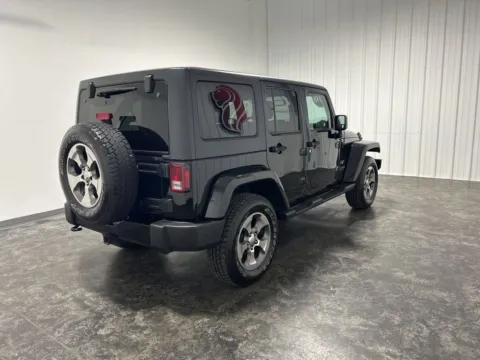More photos of 2018 Jeep Wrangler JK Unlimited Sahara at Integrity Motors Group, IN