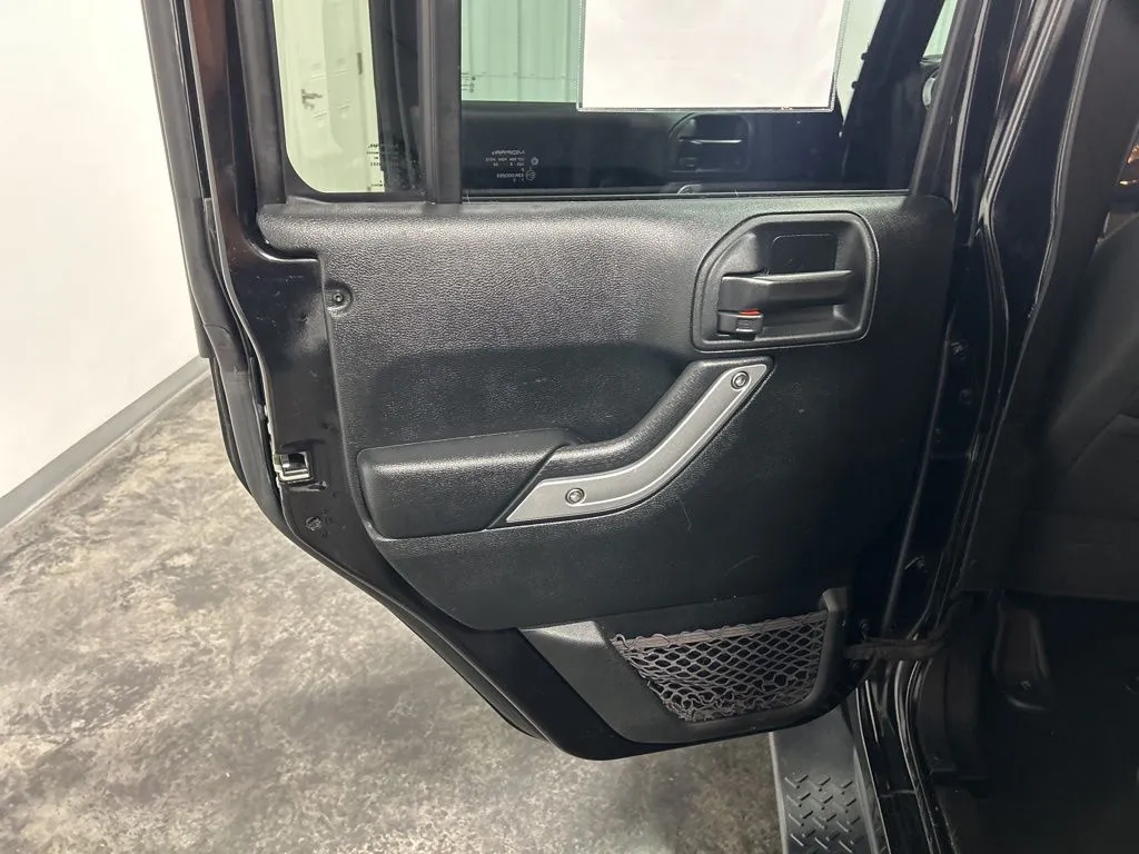 Jeep Wrangler JK photo 10