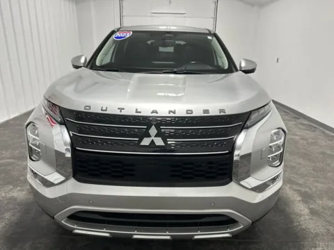 Photos of 2023 Mitsubishi Outlander SE for sale in Evansville, IN at Integrity Motors Group