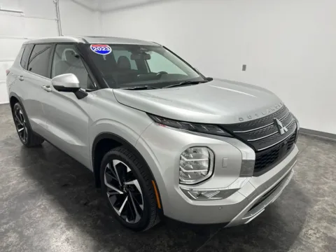 Another view of 2023 Mitsubishi Outlander SE for sale in Evansville, IN at Integrity Motors Group
