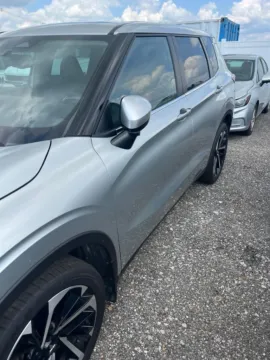More photos of 2023 Mitsubishi Outlander SE at Integrity Motors Group, IN