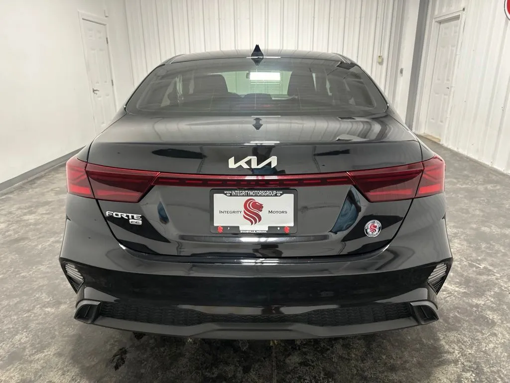 Kia Forte photo 7