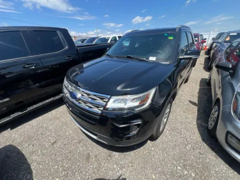 More photos of 2018 Ford Explorer XLT at Integrity Motors Group, IN