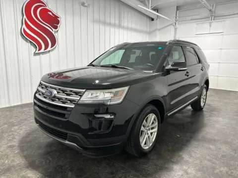 Black 2018 Ford Explorer XLT for sale in Evansville, IN
