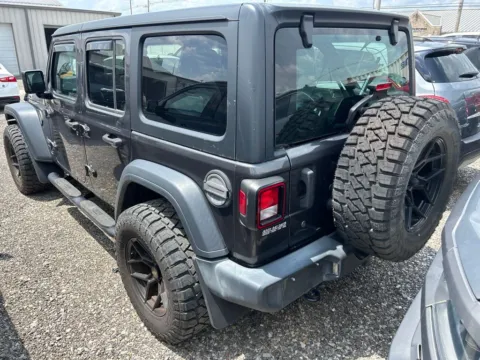 More photos of 2019 Jeep Wrangler Unlimited Sport S at Integrity Motors Group, IN