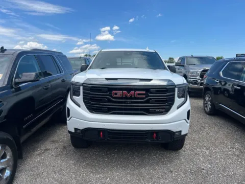 White 2023 GMC Sierra 1500 AT4 for sale in Evansville, IN