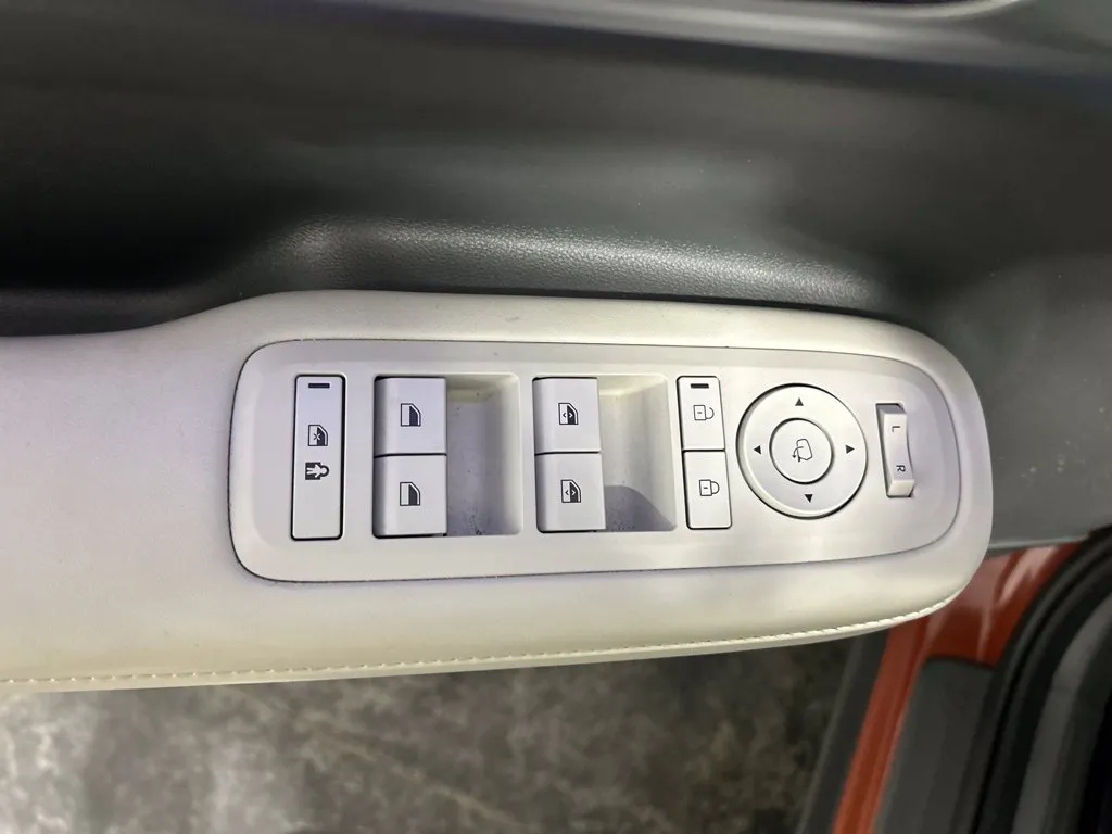 Hyundai Santa Fe photo 11