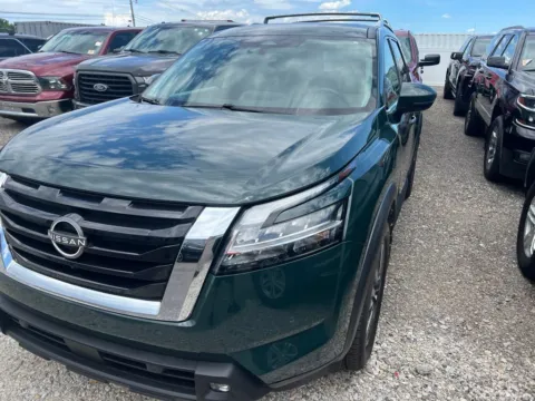 Another view of 2022 Nissan Pathfinder SL for sale in Evansville, IN at Integrity Motors Group