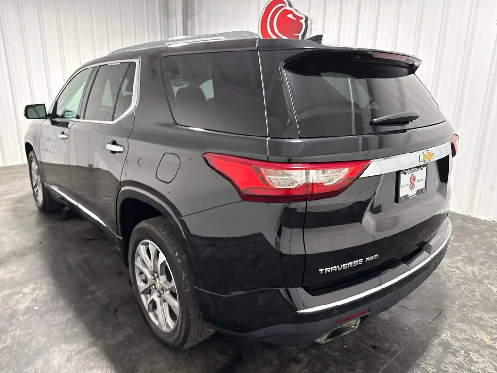 Chevrolet Traverse photo 9