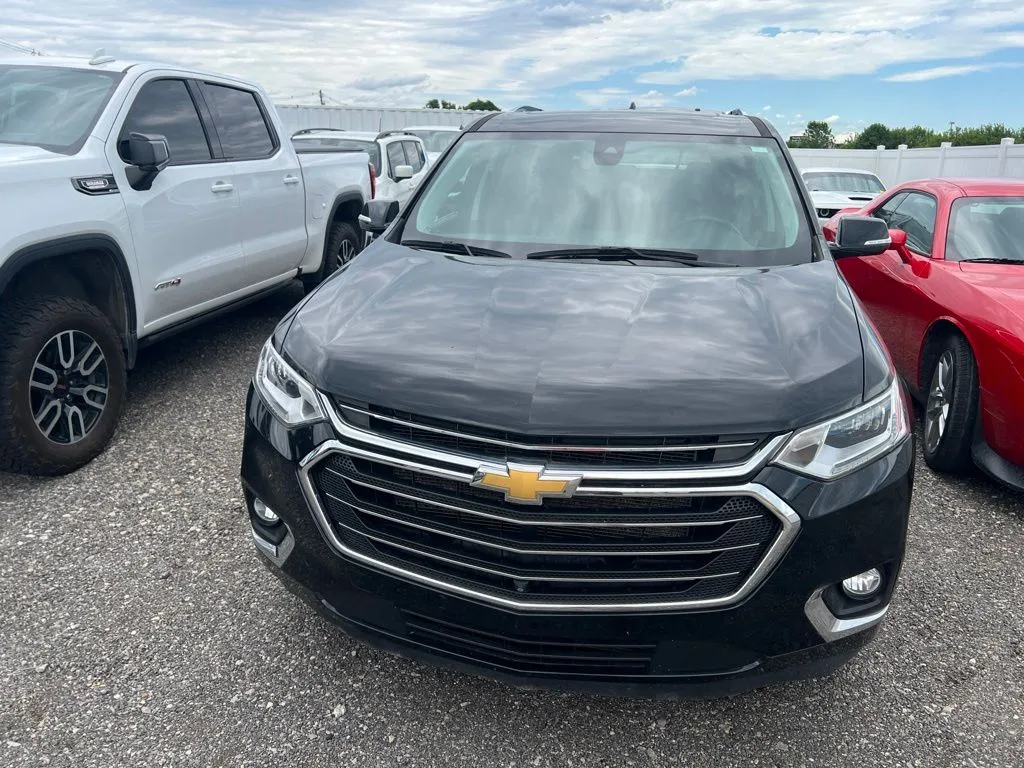 Black 2021 Chevrolet Traverse Premier for sale in Evansville, IN