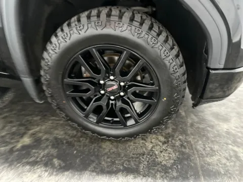 More photos of 2019 GMC Sierra 1500 Elevation at Integrity Motors Group, IN