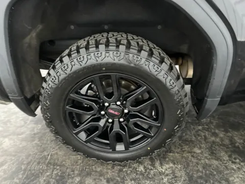 More photos of 2019 GMC Sierra 1500 Elevation at Integrity Motors Group, IN