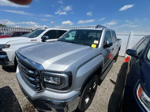 More photos of 2018 GMC Sierra 1500 SLT at Integrity Motors Group, IN