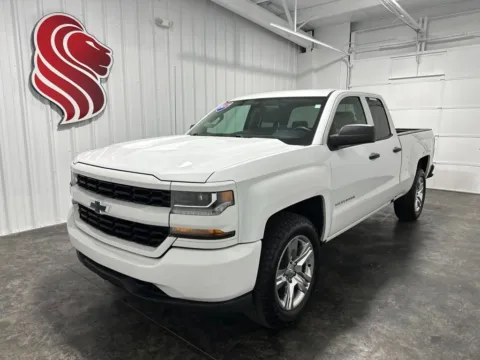 White 2017 Chevrolet Silverado 1500 Custom for sale in Evansville, IN