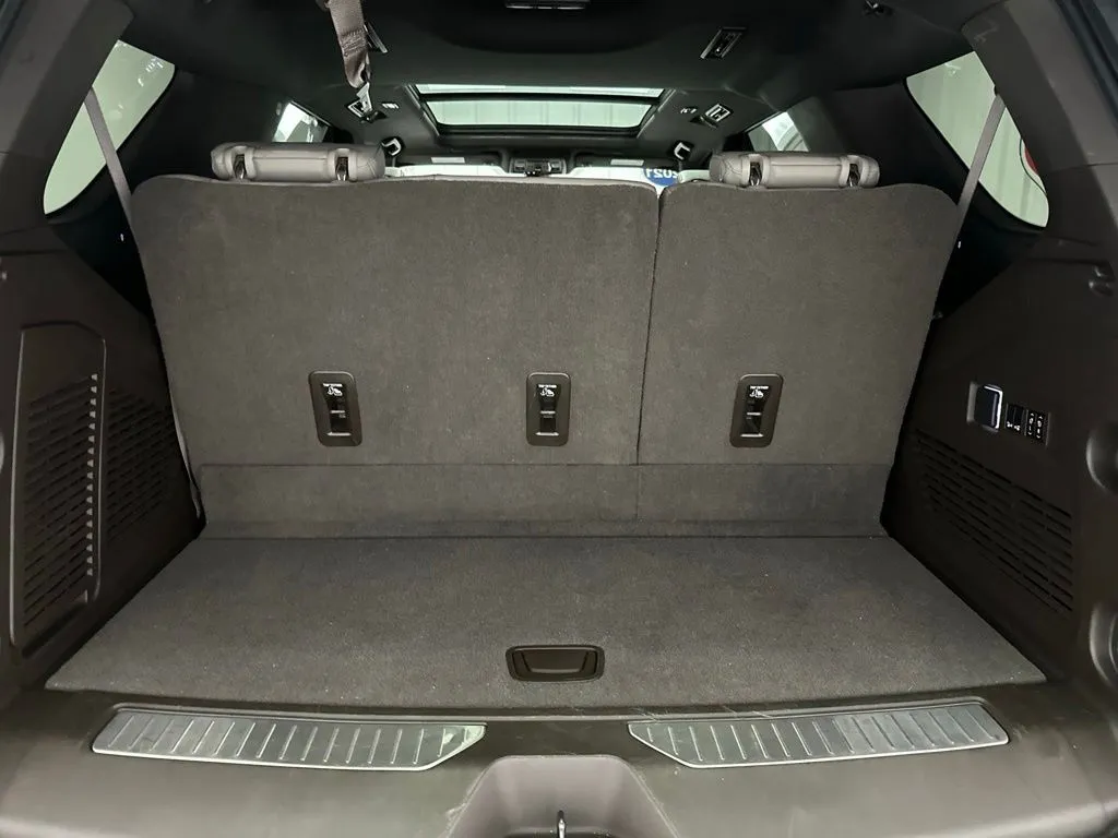 Chevrolet Tahoe photo 26