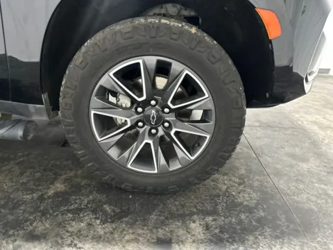 More photos of 2021 Chevrolet Tahoe Z71 at Integrity Motors Group, IN