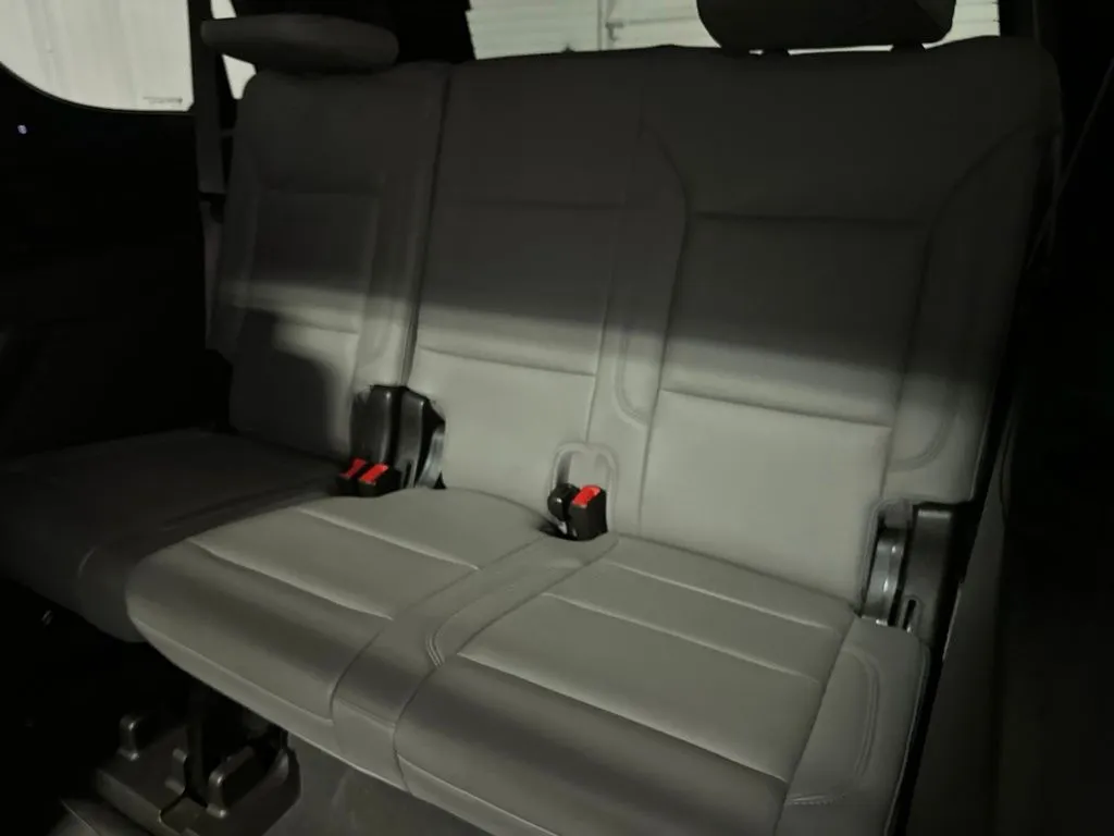 Chevrolet Tahoe photo 25