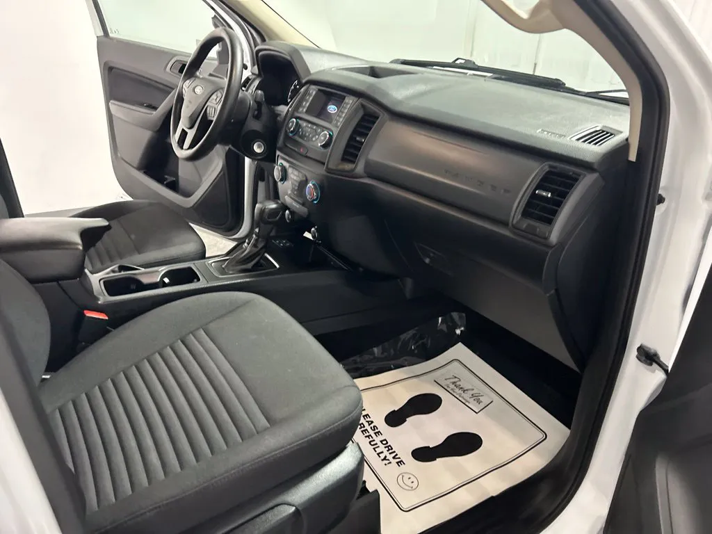 Ford Ranger photo 15