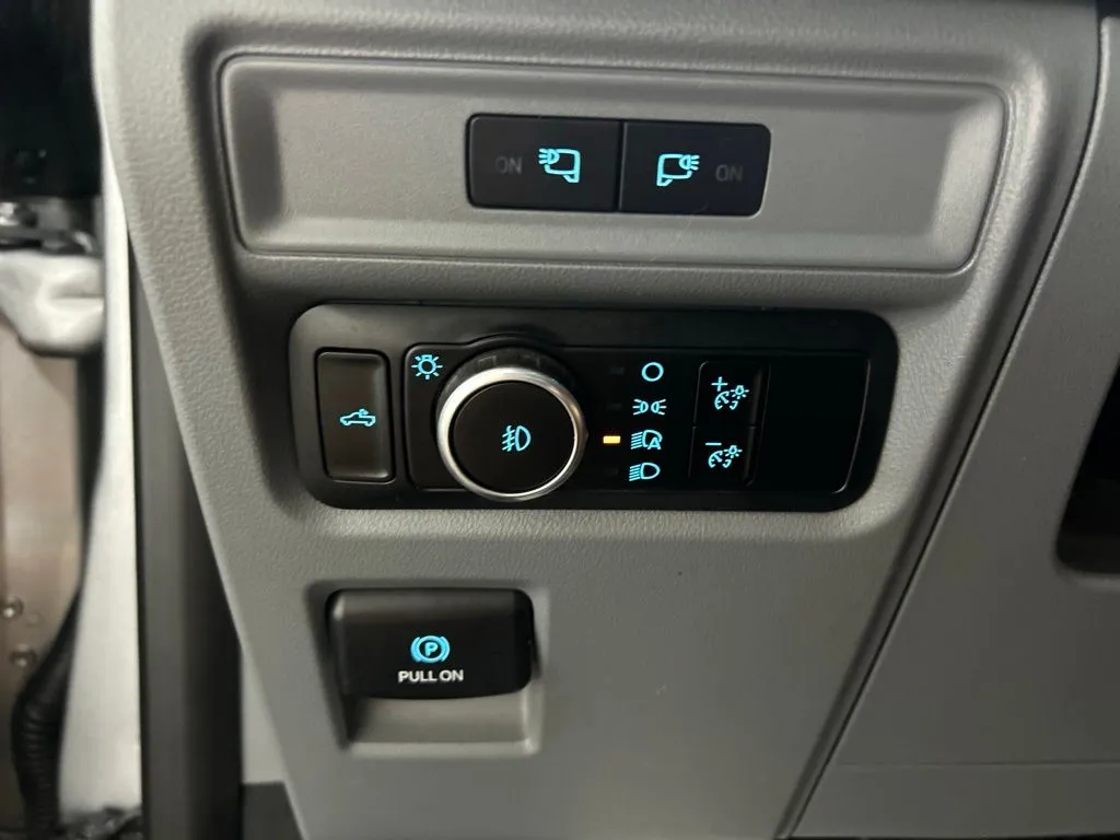 Ford F-150 photo 27