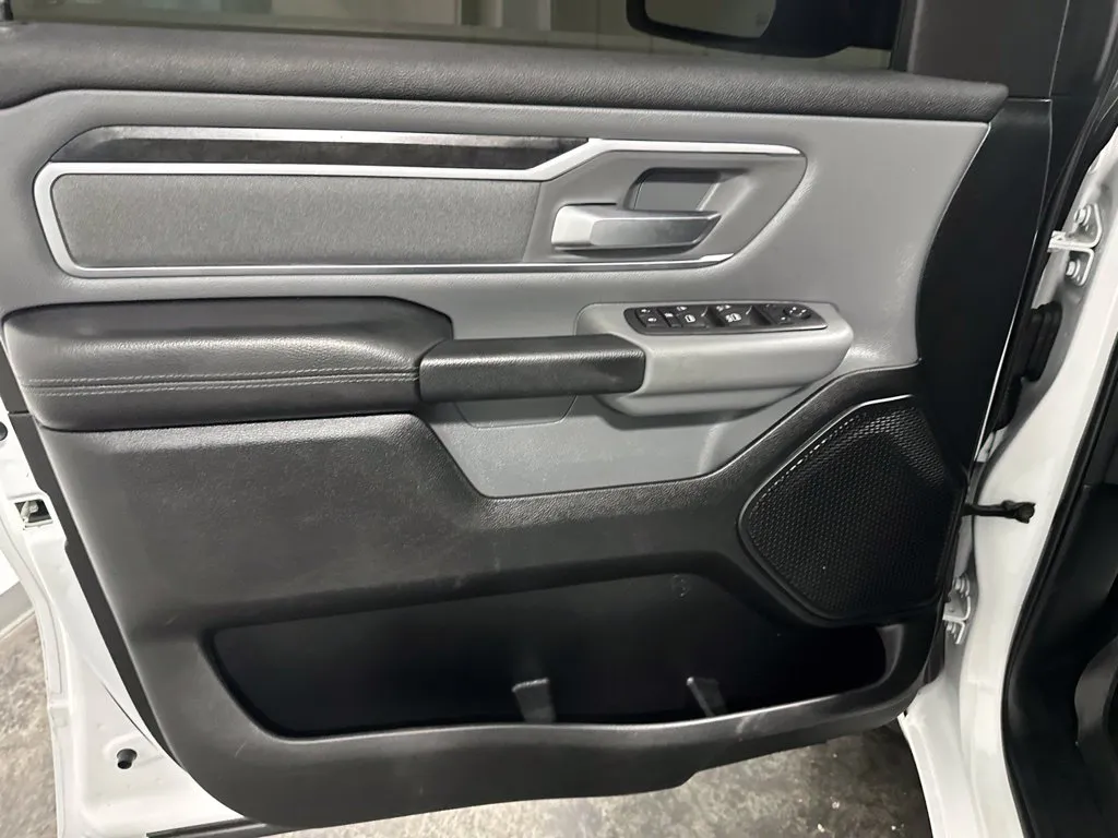 Ram 1500 photo 11