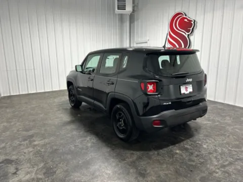 Photos of 2019 Jeep Renegade Sport for sale in Evansville, IN at Integrity Motors Group