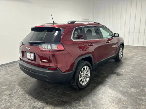 More photos of 2019 Jeep Cherokee Latitude at Integrity Motors Group, IN