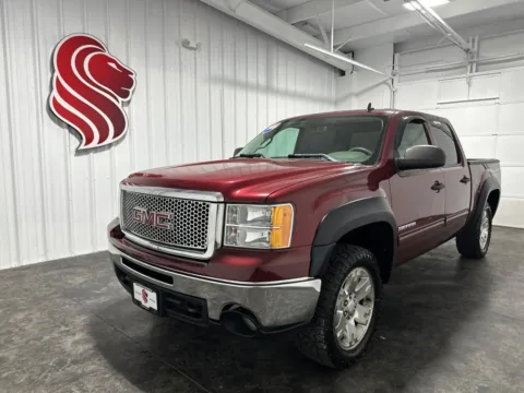Red 2009 GMC Sierra 1500 SLE for sale in Evansville, IN