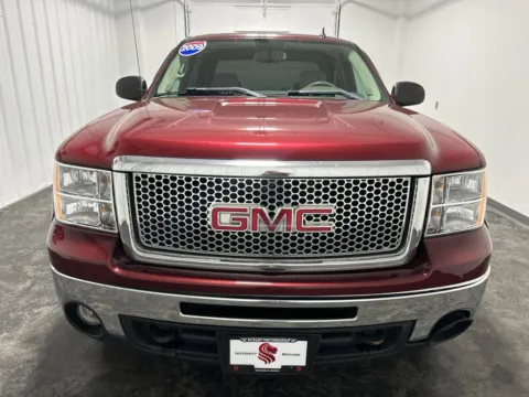 Photos of 2009 GMC Sierra 1500 SLE for sale in Evansville, IN at Integrity Motors Group