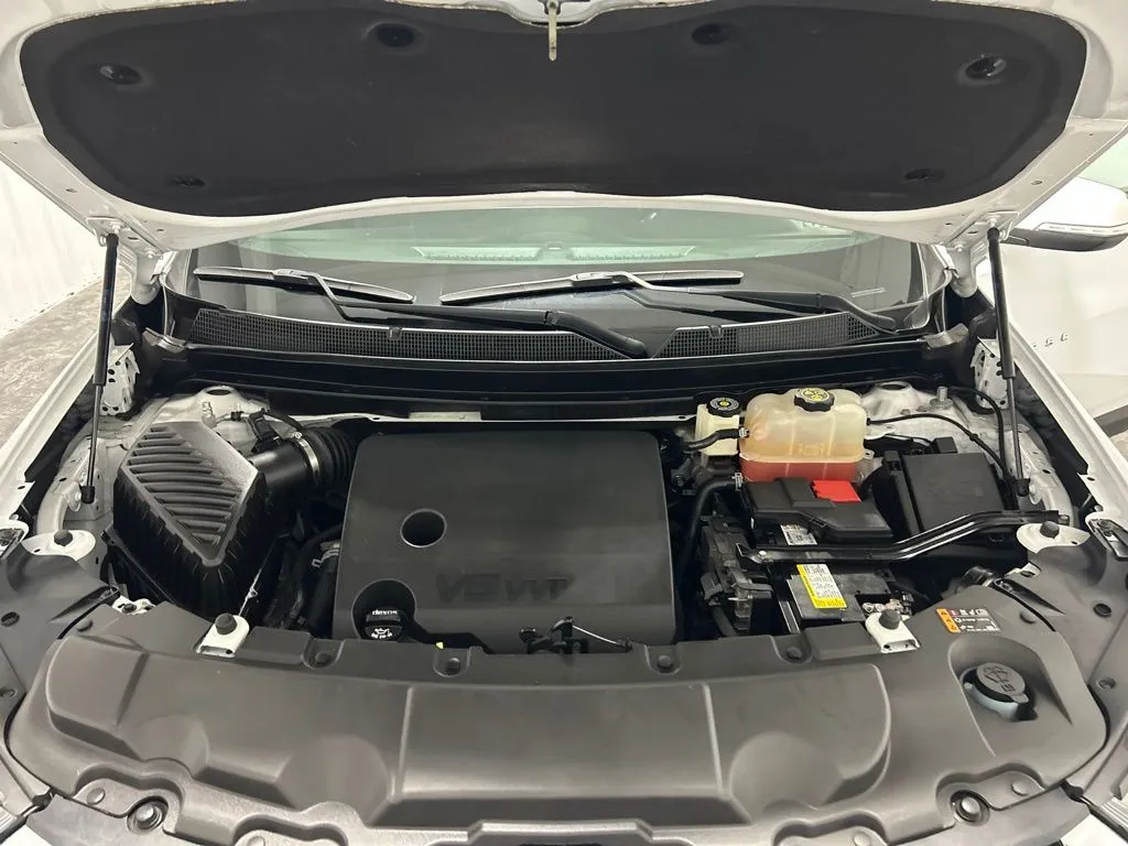 Chevrolet Traverse photo 11