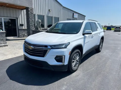 White 2023 Chevrolet Traverse LT for sale in Evansville, IN