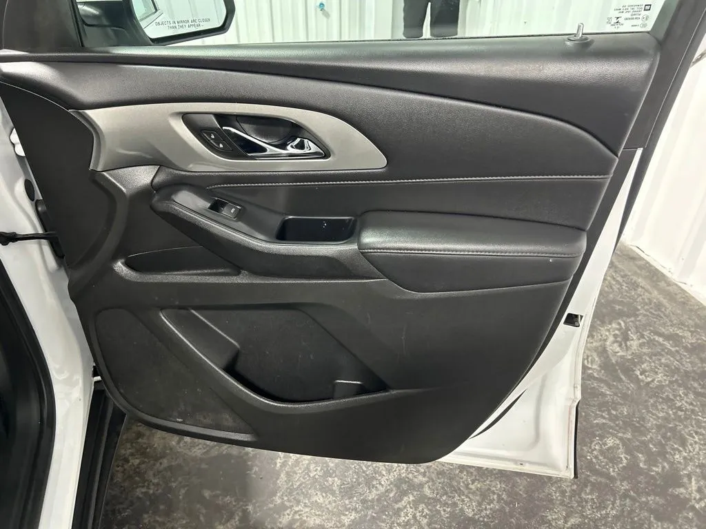 Chevrolet Traverse photo 20