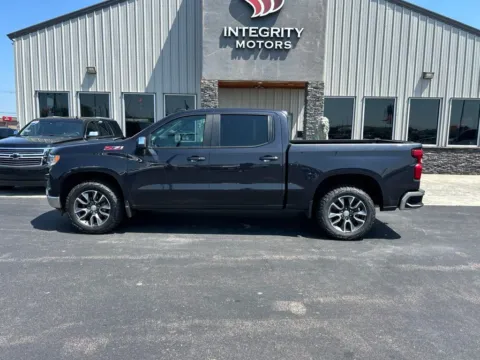 Photos of 2022 Chevrolet Silverado 1500 LT for sale in Evansville, IN at Integrity Motors Group