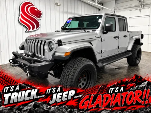 Silver 2021 Jeep Gladiator Overland for sale in Evansville, IN